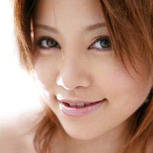 Hitomi Yoshino - Picture 15