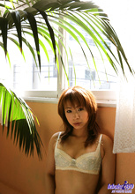 Karen Ichinose - Picture 1