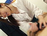 Amazing beauty Mochizuki Yuna works on a cock picture 42