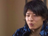 Sex-starved Japanese mature Kondou Ikumi seduces a handsome guy