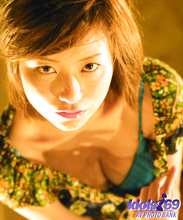 Yuri - Picture 10
