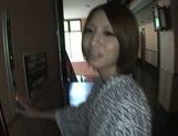 Japanese babe Risa Mizuki gives amazing blowjob picture 2