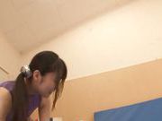 Amateur Asian Tsubomi likes teasing during her show