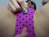 Amateur babe Mirai Asano uses her vibrator picture 33
