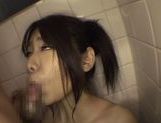 Kana Yuki receives hard cock in the bathtub picture 74