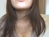 Busty Asian milf Yumi Mizuki masturbating on cam picture 13