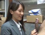 Kozue Hirayama is having a hardcore day at work picture 43