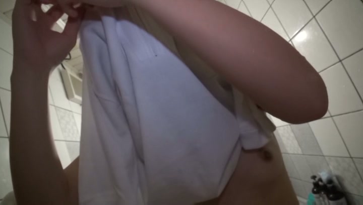 Kinky Japanese amateur teen gets wet and fucked hard in a shower