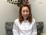 Ayumi Natsukawa pussy masturbation