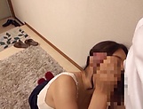 Sexy Japanese babe sucks cock until the sperm is in her mouth 