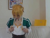 Cosplay chick is being a naugthy teen