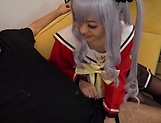 Hayama Mei gets a worty cum in mouth