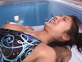 Mizuki Miri shows her sexy body in a swimsuit picture 48