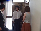 MILF Mizukawa Kaede fucks with a hot dude gets caught on cam