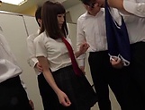 Sleazy teen Suzumura Airi enjoys a steamy foursome picture 12