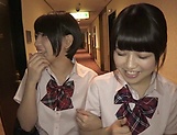 Suzumi Misa and Inamura Hikari passionately kiss each other