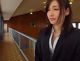 Ravishing beauty Mizuho Uehara gives a kinky head